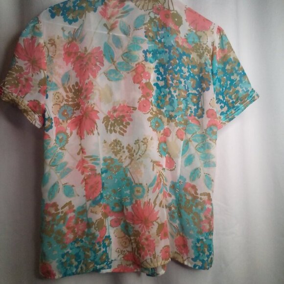 Emma James Blouse M Short Sleeve Button Up Sheer Floral Blue Pink - Picture 3 of 16